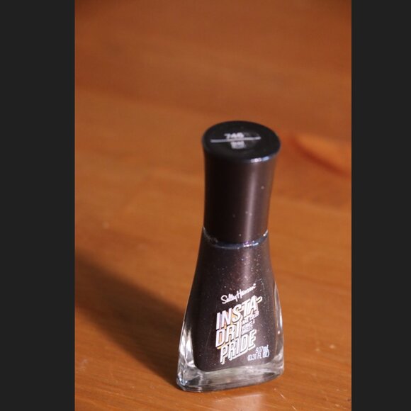 Sally Hansen Insta-Dri Nail Polish – 746 Bold Rush Black Holo Glitter Pride Edit - Picture 5 of 7
